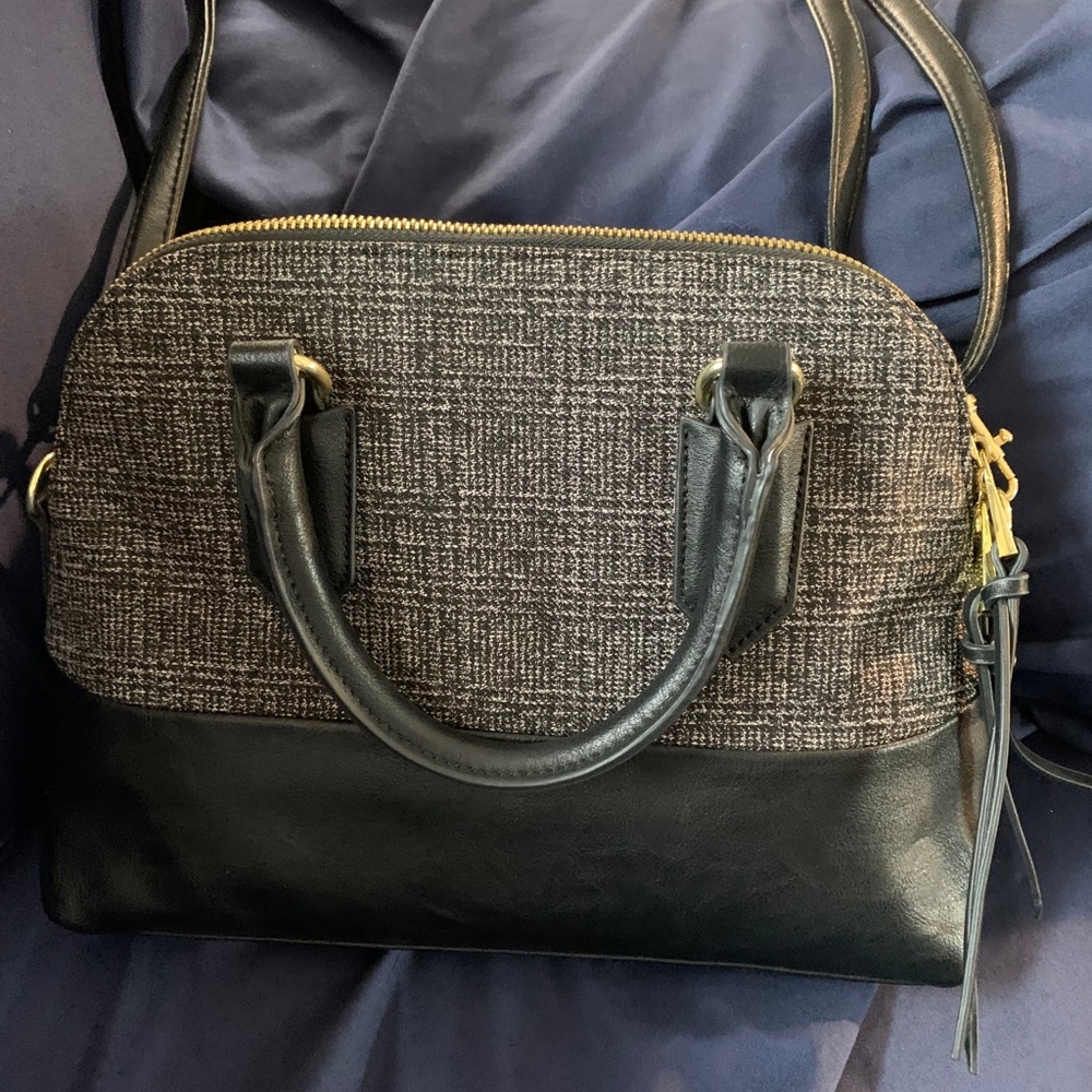 Black/gray handbag